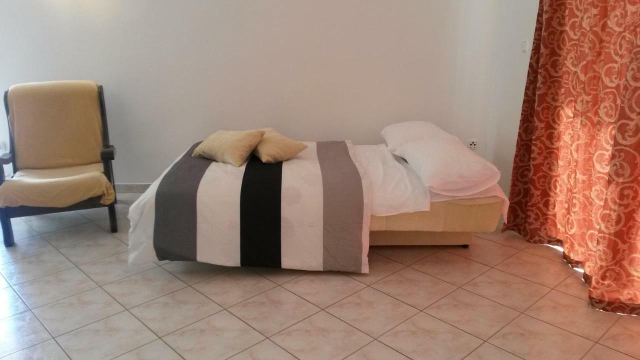 Apartman Lana Banjole Bagian luar foto
