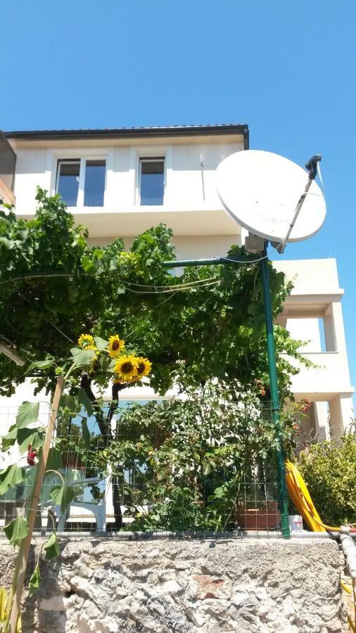 Apartman Lana Banjole Bagian luar foto